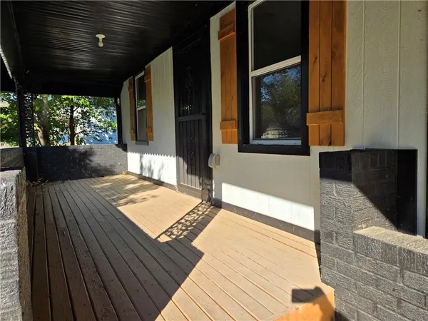 $202,000 | 806 West 2nd Street, Pittsburg, KS 66762