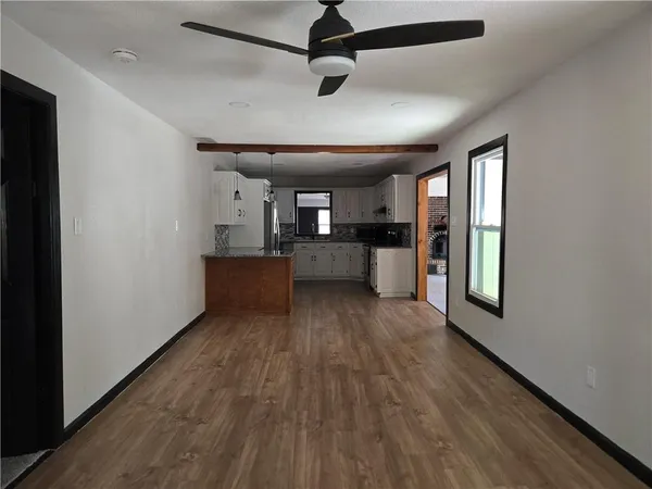 $202,000 | 806 West 2nd Street, Pittsburg, KS 66762
