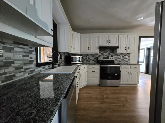 $245,000 | 806 West 2nd Street, Pittsburg, KS 66762