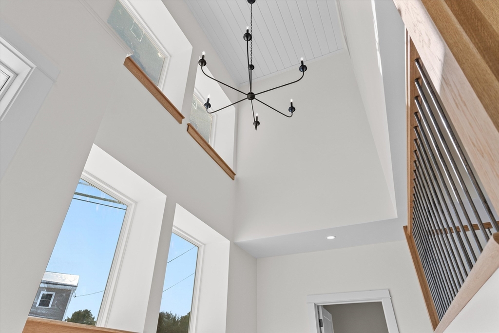 7 Justin Circle York, ME 03909 - Photo 6 of 36 a view of entryway