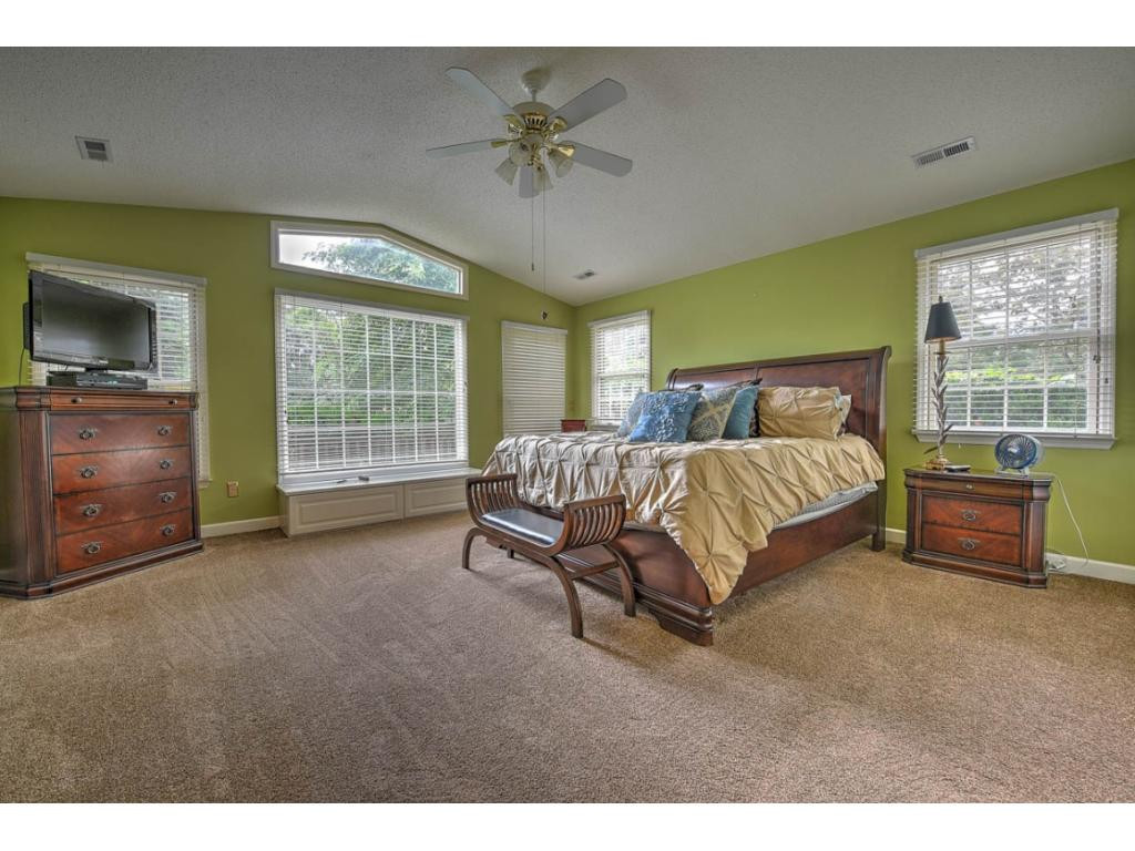 2124 Pendragon Road Kingsport, TN 37660 - Photo 15 of 35 Photo 15