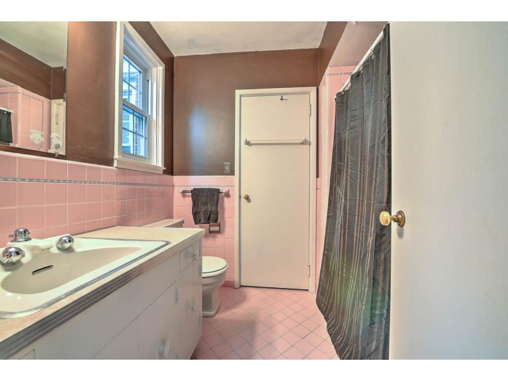 2124 Pendragon Road Kingsport, TN 37660 - Photo 27 of 35 Photo 27