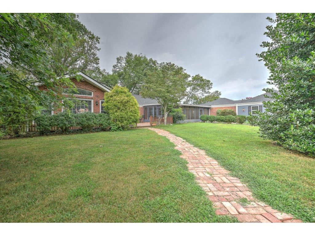 2124 Pendragon Road Kingsport, TN 37660 - Photo 29 of 35 Photo 29