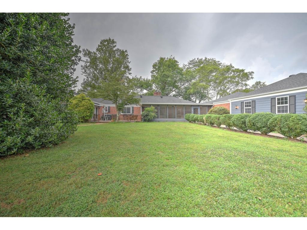 2124 Pendragon Road Kingsport, TN 37660 - Photo 30 of 35 Photo 30
