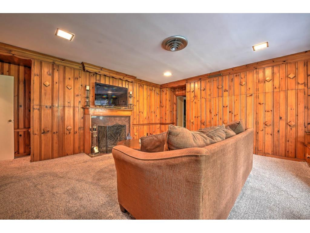 2124 Pendragon Road Kingsport, TN 37660 - Photo 6 of 35 Photo 6