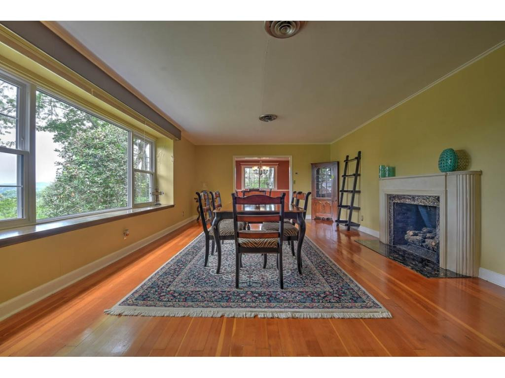 2124 Pendragon Road Kingsport, TN 37660 - Photo 7 of 35 Photo 7