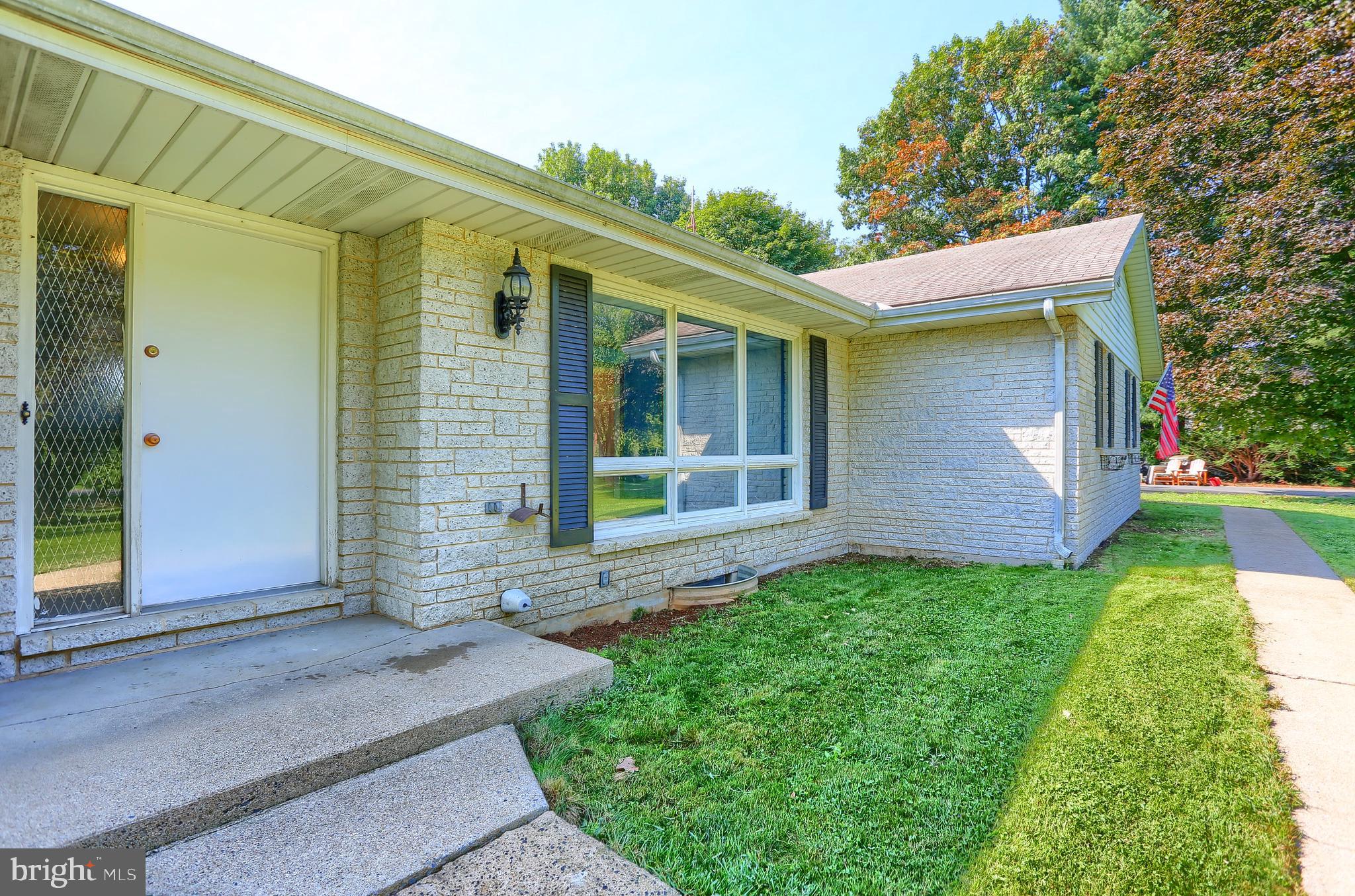 2828 Ritner Highway Carlisle, PA 17015 - Photo 3 of 36 Front Porch