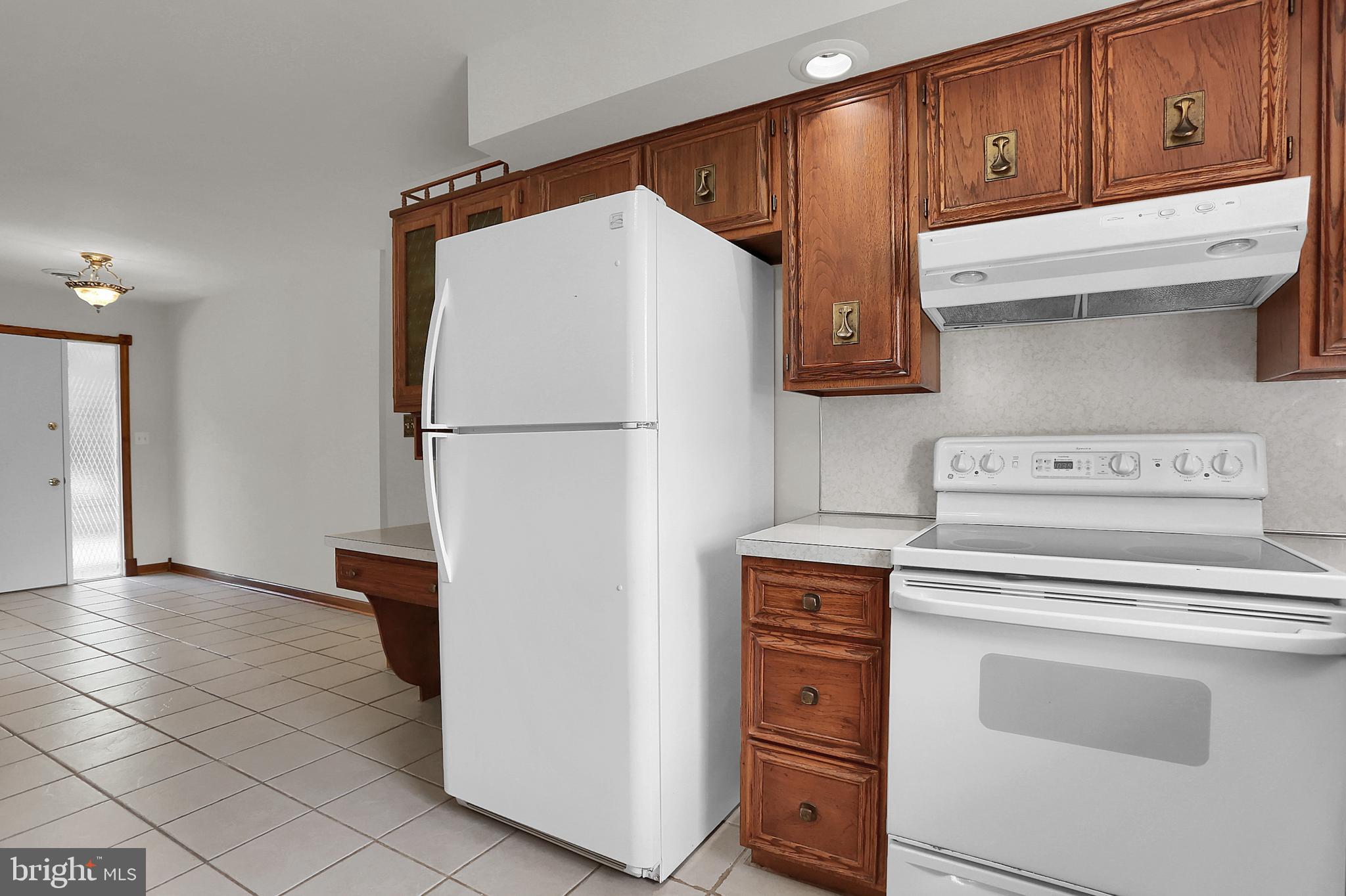 2828 Ritner Highway Carlisle, PA 17015 - Photo 9 of 36 Kitchen