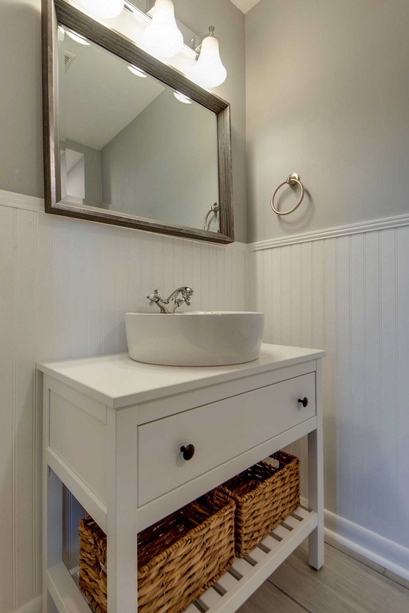 115 Rice Circle Smyrna, TN 37167 - Photo 21 of 27 FULL Master Bath ~ Rare find in a 1950s home!