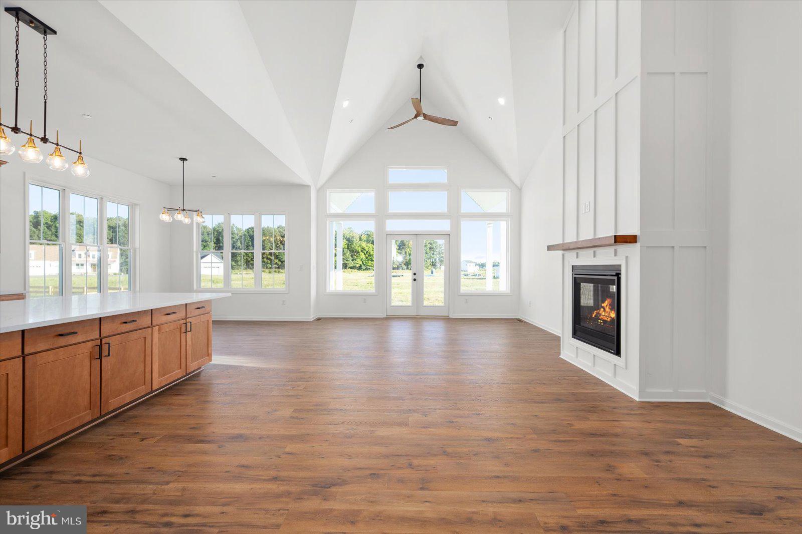 73 King Richard Road Berlin, MD 21811 - Photo 6 of 73 Open concept living area with cathedral ceilings