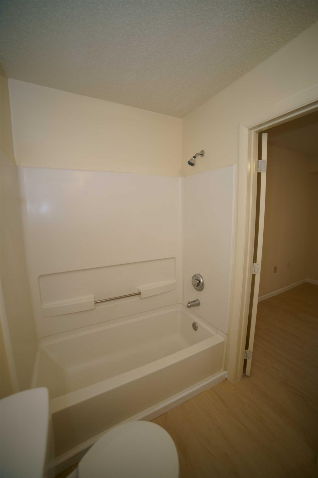1431 Collegiate Circle, Unit 301 Raleigh, NC 27606 - Photo 24 of 31 Photo 24