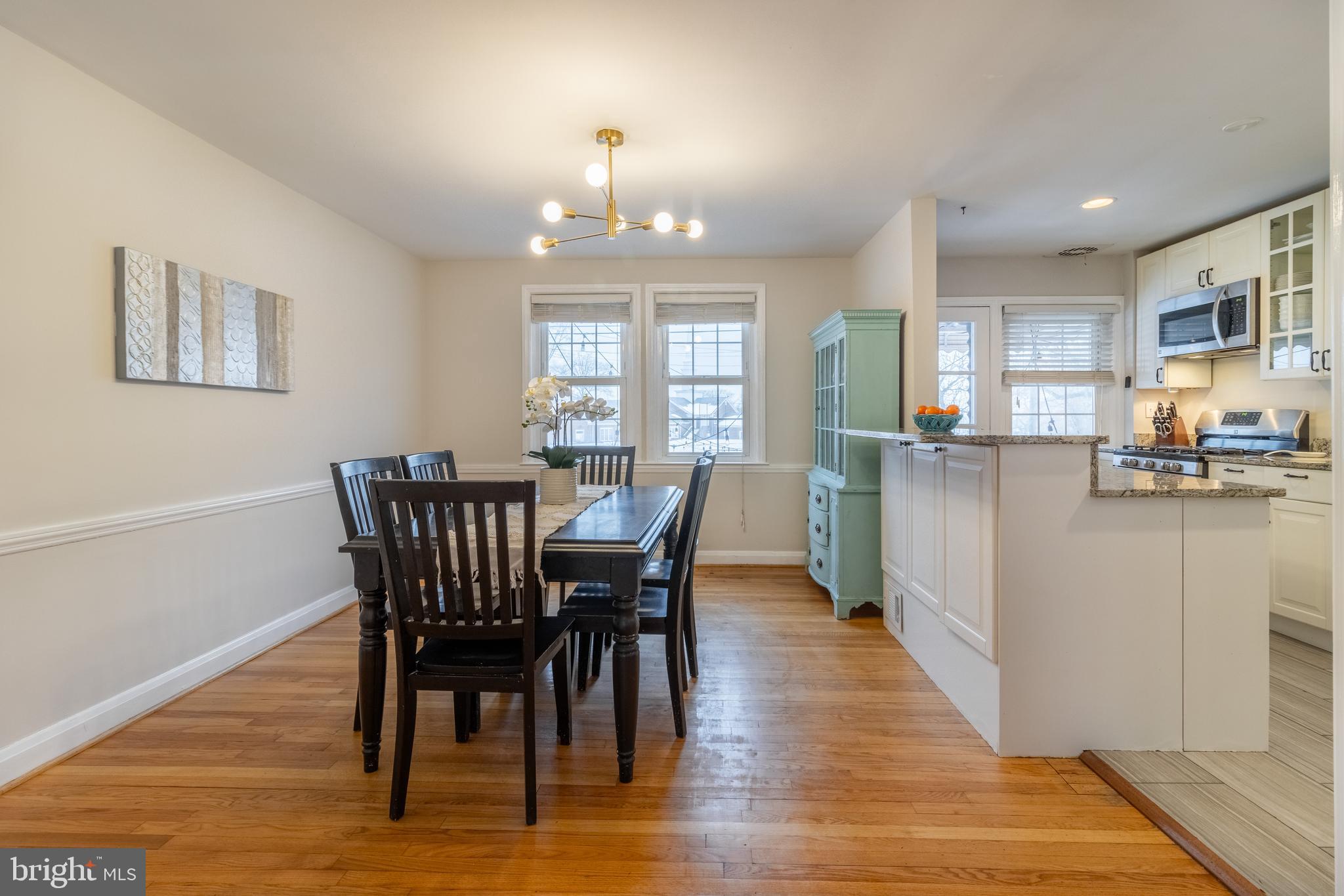 417 Lambeth Road Catonsville, MD 21228 - Photo 11 of 75