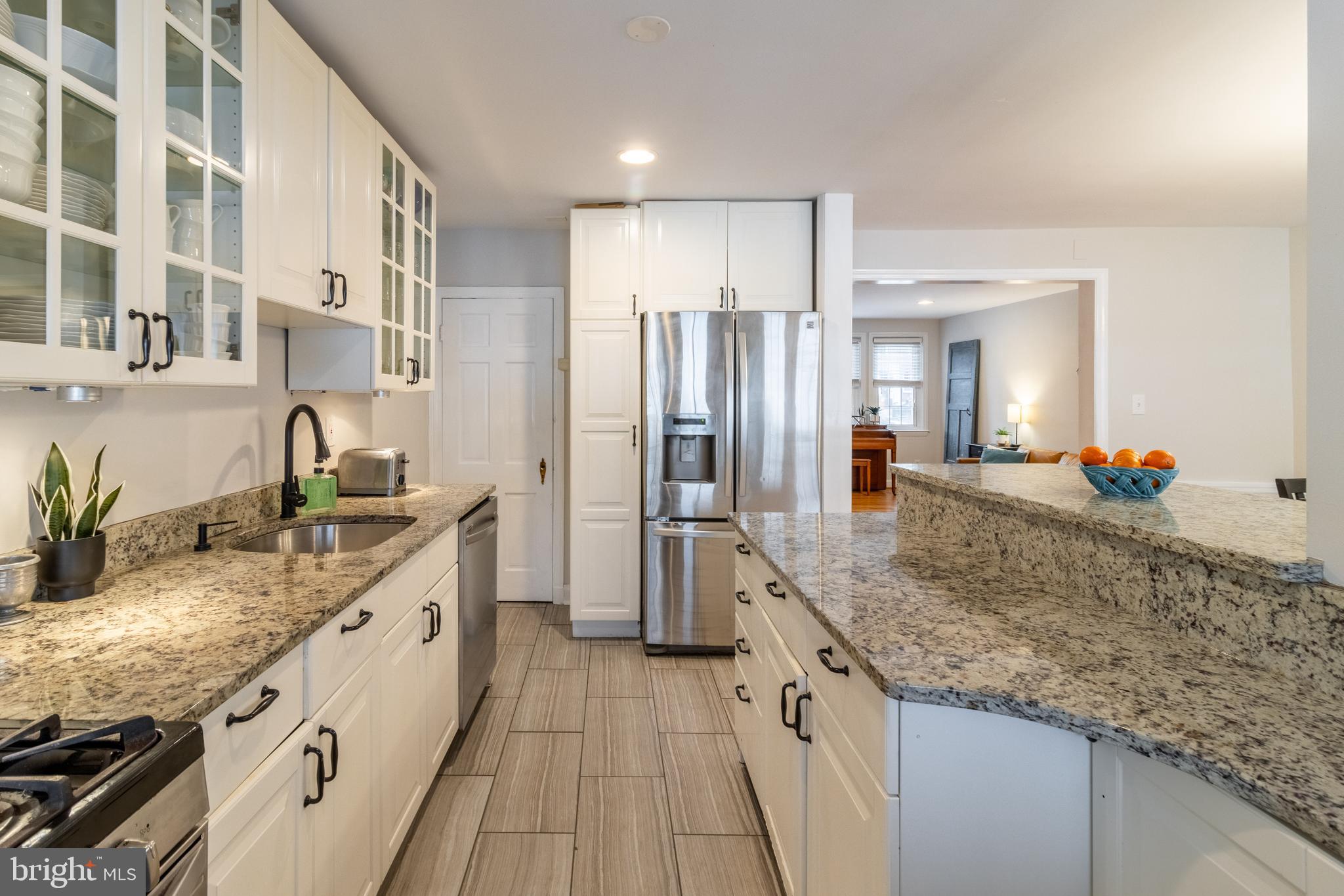 417 Lambeth Road Catonsville, MD 21228 - Photo 22 of 75