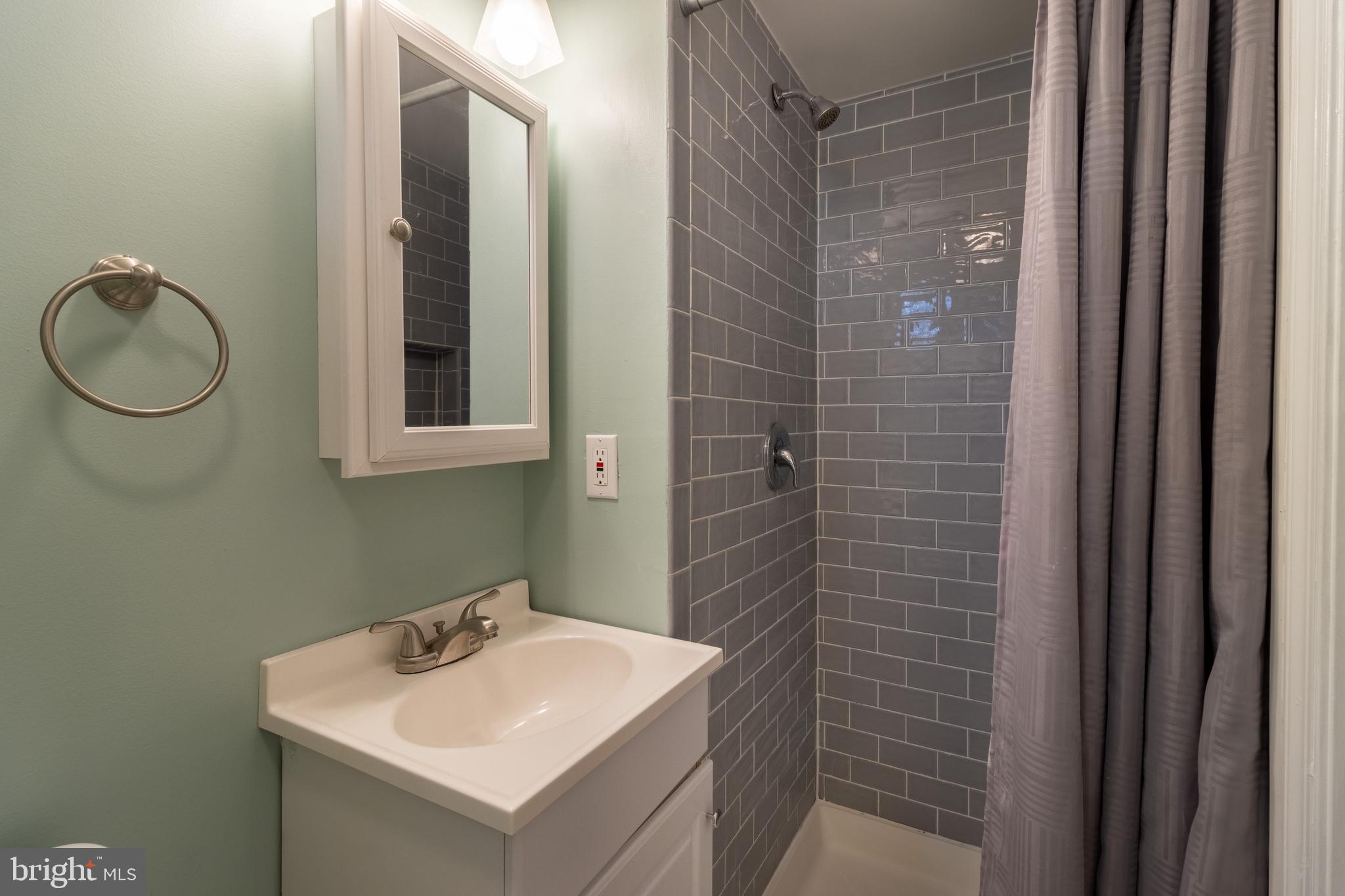 417 Lambeth Road Catonsville, MD 21228 - Photo 47 of 75