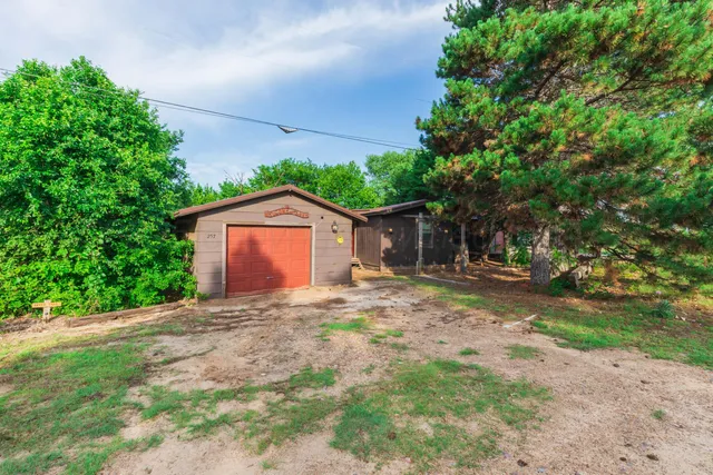 $275,000 | 258 Carroll Creek, Howardwick, TX 79226