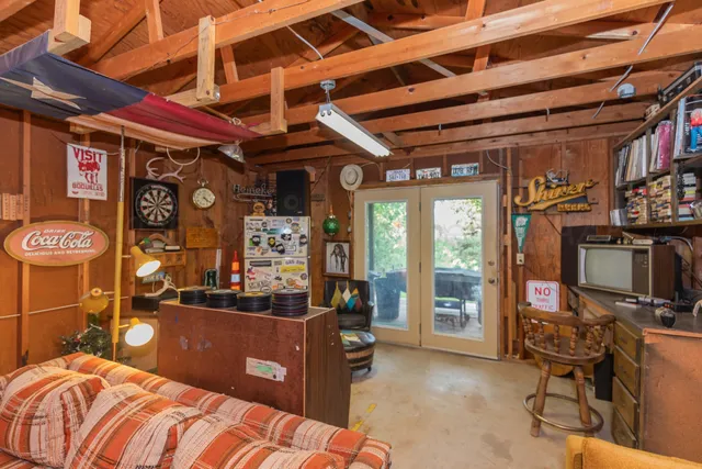 $275,000 | 258 Carroll Creek, Howardwick, TX 79226