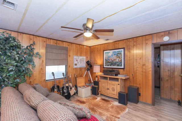 $275,000 | 258 Carroll Creek, Howardwick, TX 79226