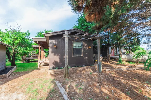 $275,000 | 258 Carroll Creek, Howardwick, TX 79226