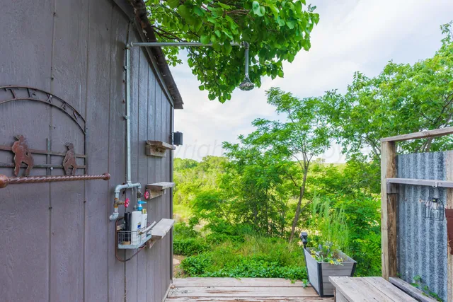 $275,000 | 258 Carroll Creek, Howardwick, TX 79226