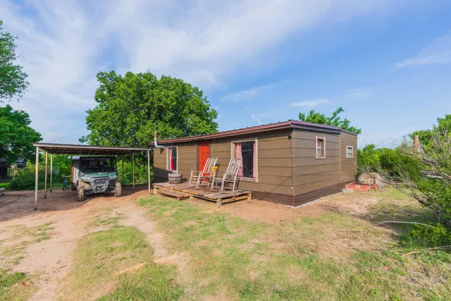 $275,000 | 258 Carroll Creek, Howardwick, TX 79226