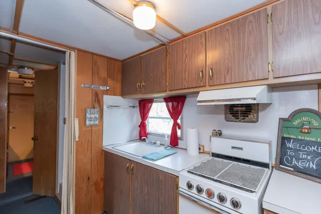 $275,000 | 258 Carroll Creek, Howardwick, TX 79226