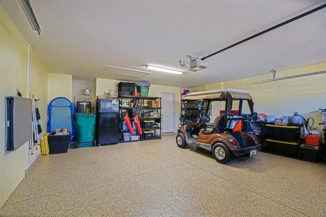 $384,500 | 10158 Julia Isles Avenue, Oxford, FL 34484