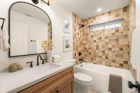 $1,395,000 | 11337 Caprice Place, Escondido, CA 92026
