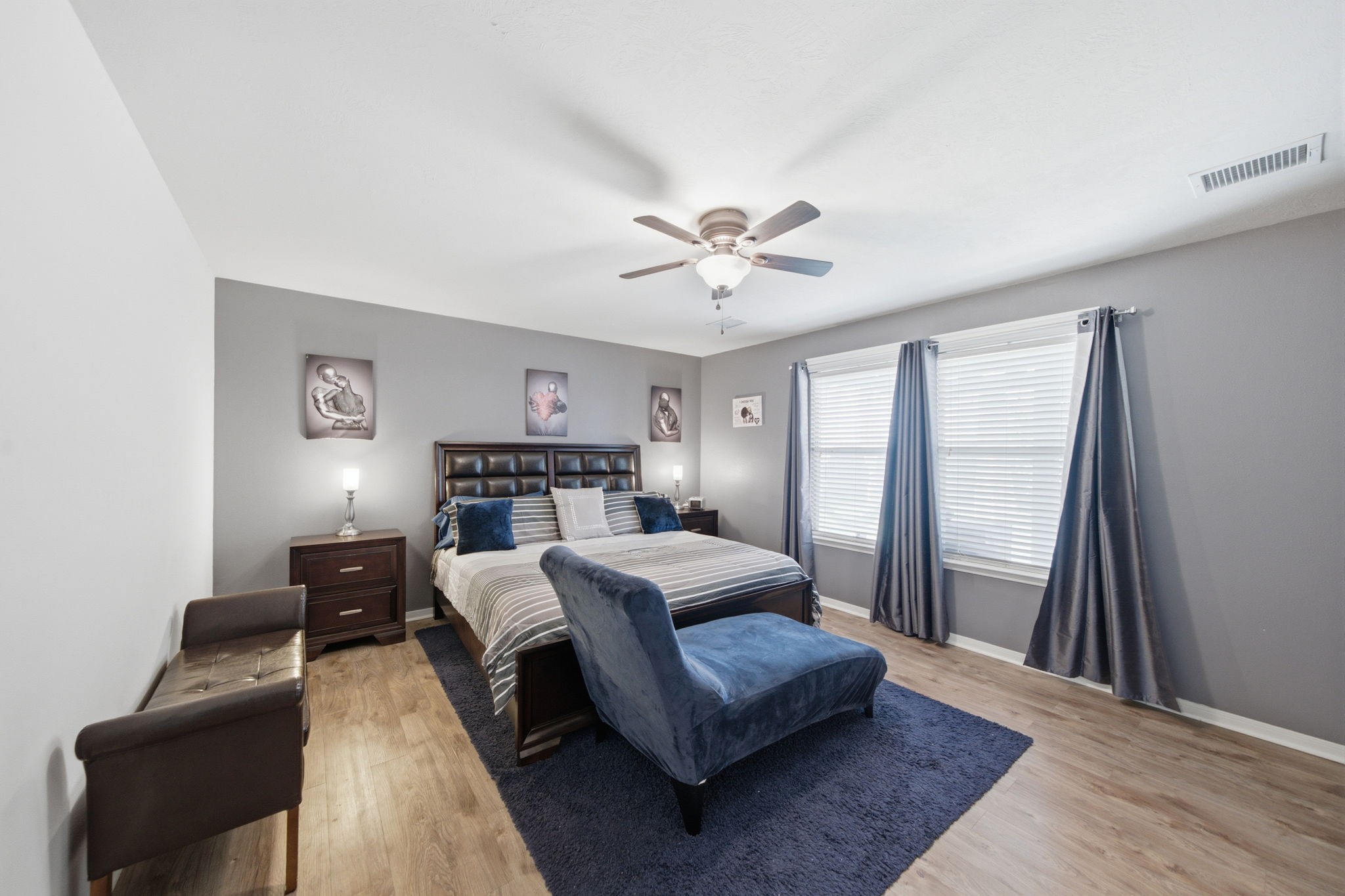 6619 Romsley Lane Houston, TX 77049 - Photo 8 of 21 Gallery Image 8