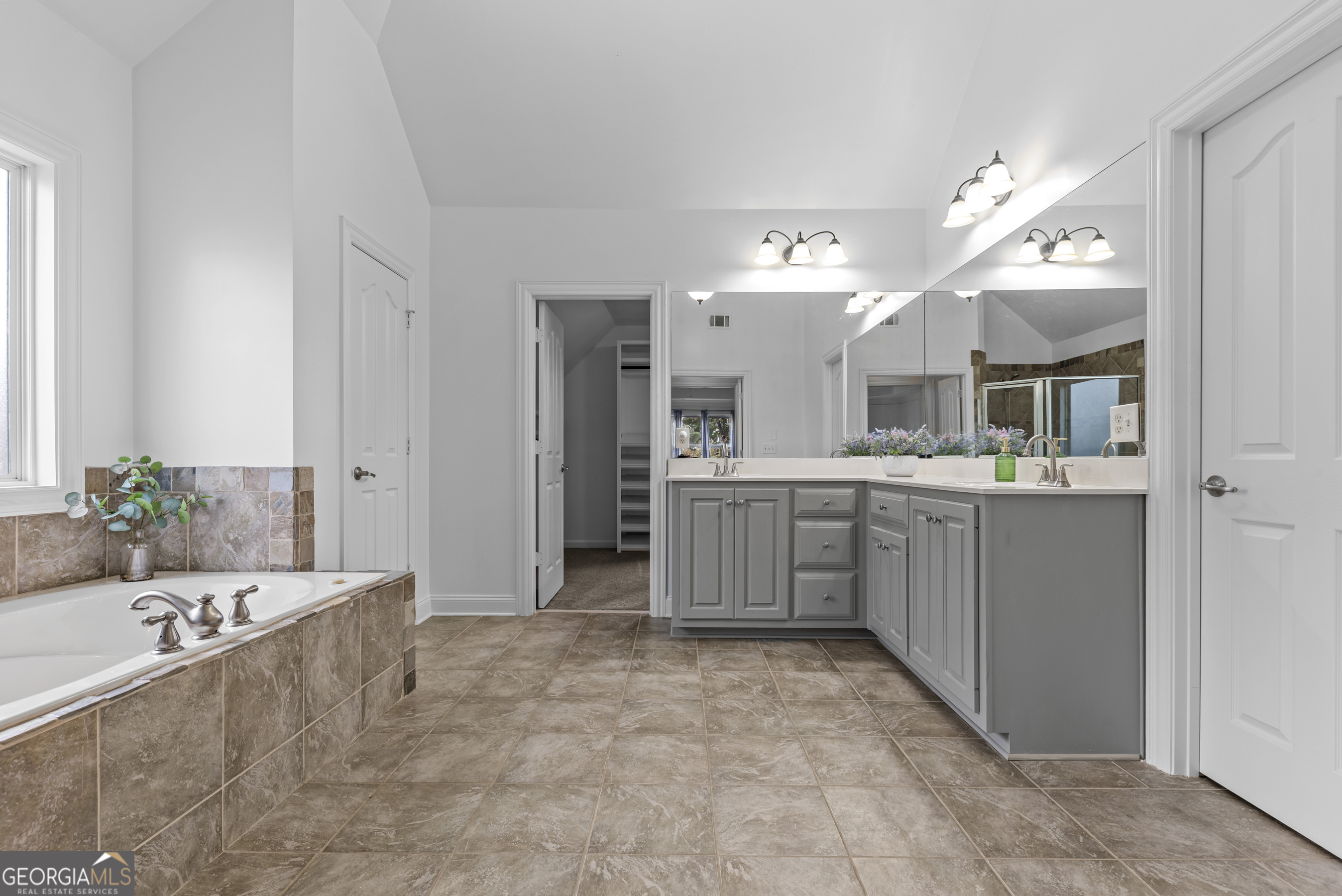 463 Delaperriere Loop Jefferson, GA 30549 - Photo 23 of 75