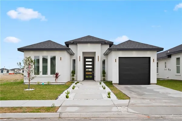 $259,000 | 5800 North Playa Del Sol Street, Edinburg, TX 78542