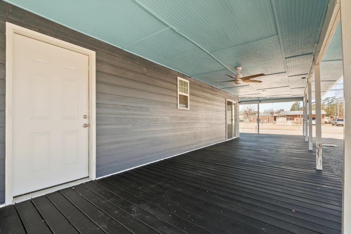 602 North Park Street Mullins, SC 29574 - Photo 4 of 40