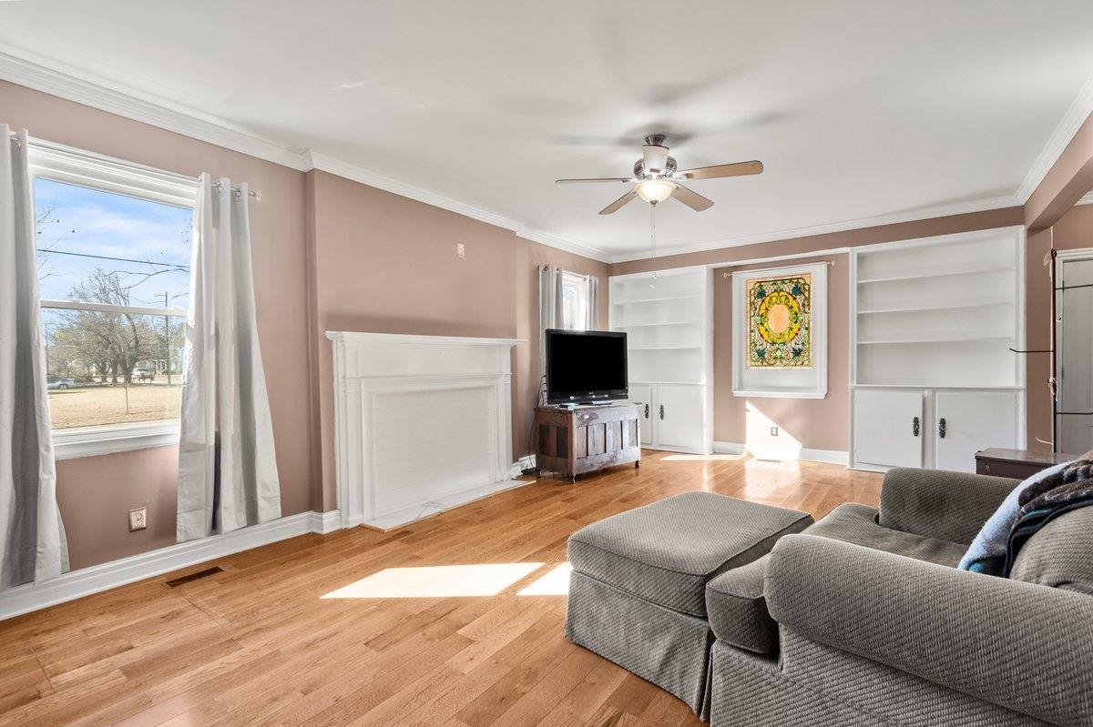 602 North Park Street Mullins, SC 29574 - Photo 8 of 40