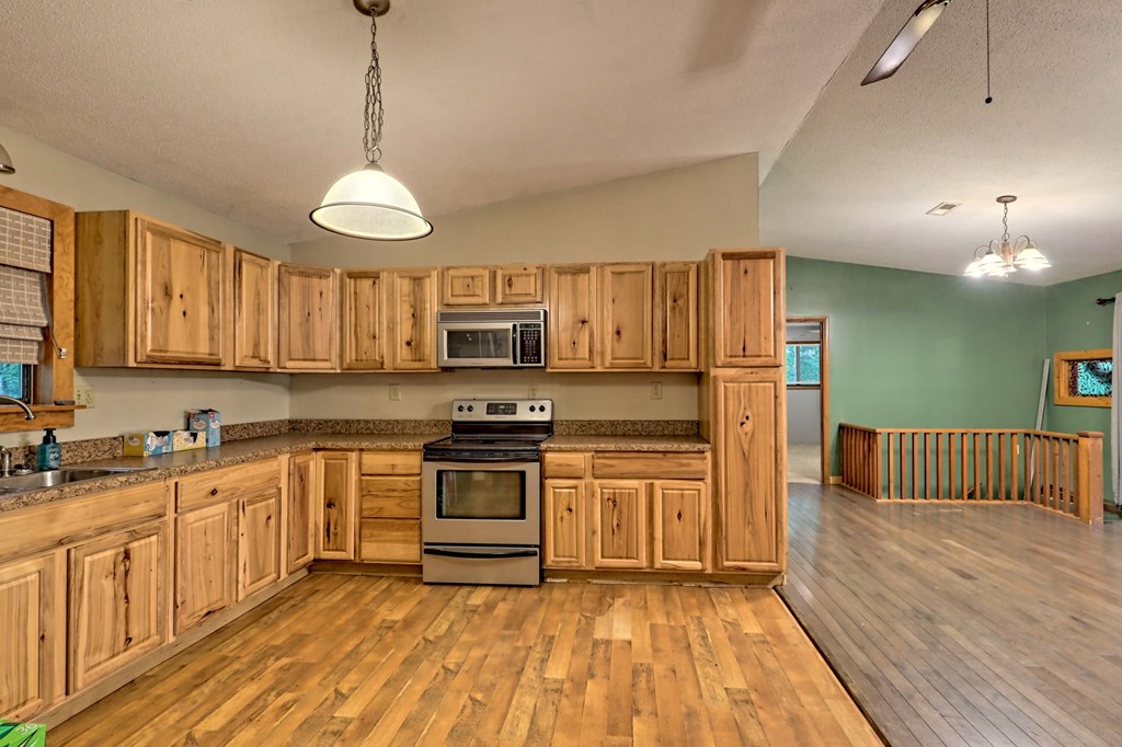 41 Silver Maple Lane Murphy, NC 28906 - Photo 17 of 52 Gallery Image 17