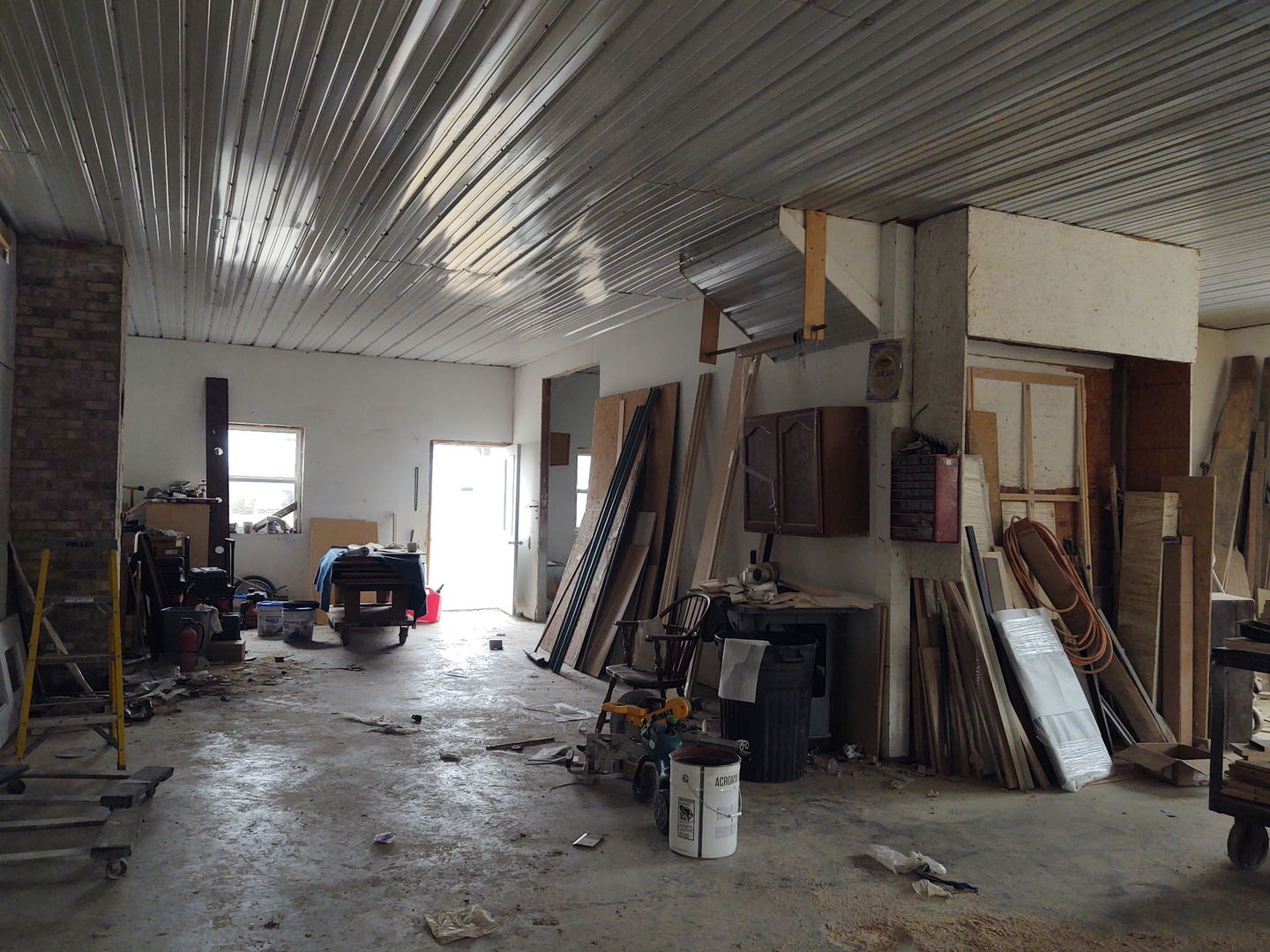 2950 Mt Zion Road Vienna, IL 62995 - Photo 35 of 36 a view of a room with gym equipment