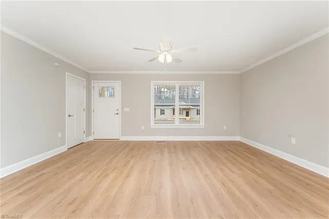 $289,900 | 122 Lake Street, Jonesville, NC 28642