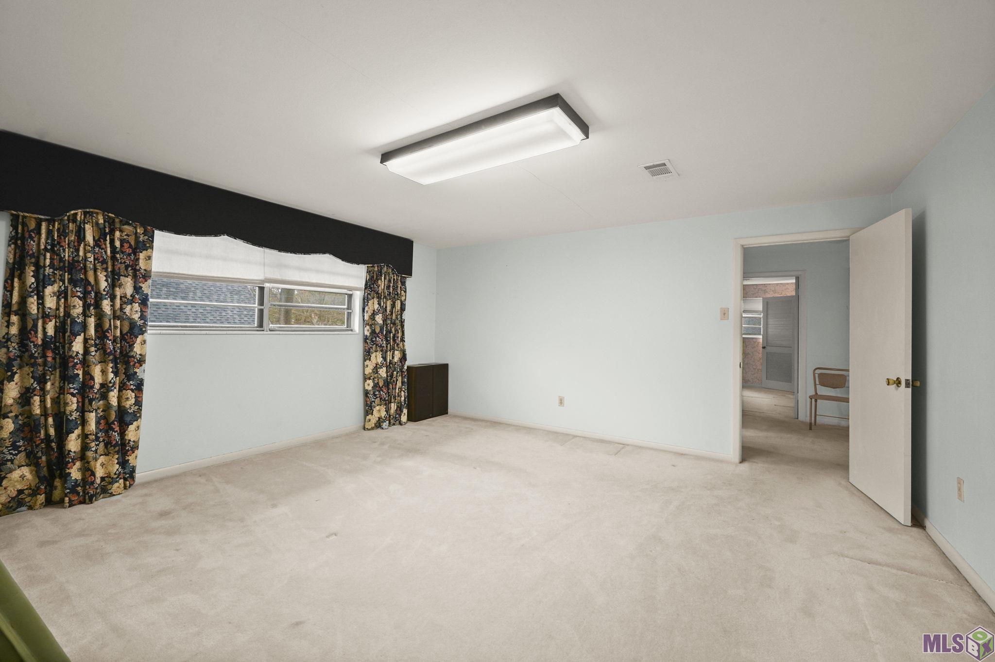 1090 Colonial Drive Baton Rouge, LA 70806 - Photo 15 of 27