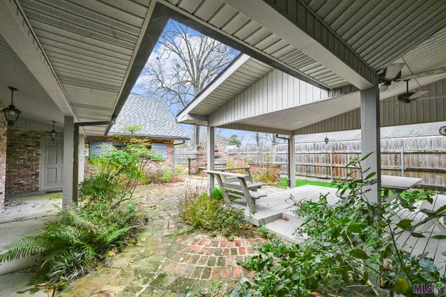 $399,000 | 1090 Colonial Drive, Baton Rouge, LA 70806