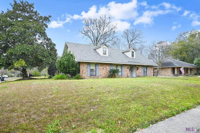 $399,000 | 1090 Colonial Drive, Baton Rouge, LA 70806