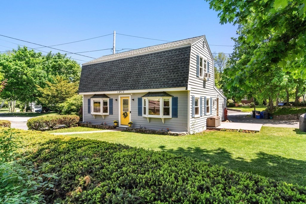 1213 Main Street Reading, MA 01867 - Photo 2 of 36 Gallery Image 2