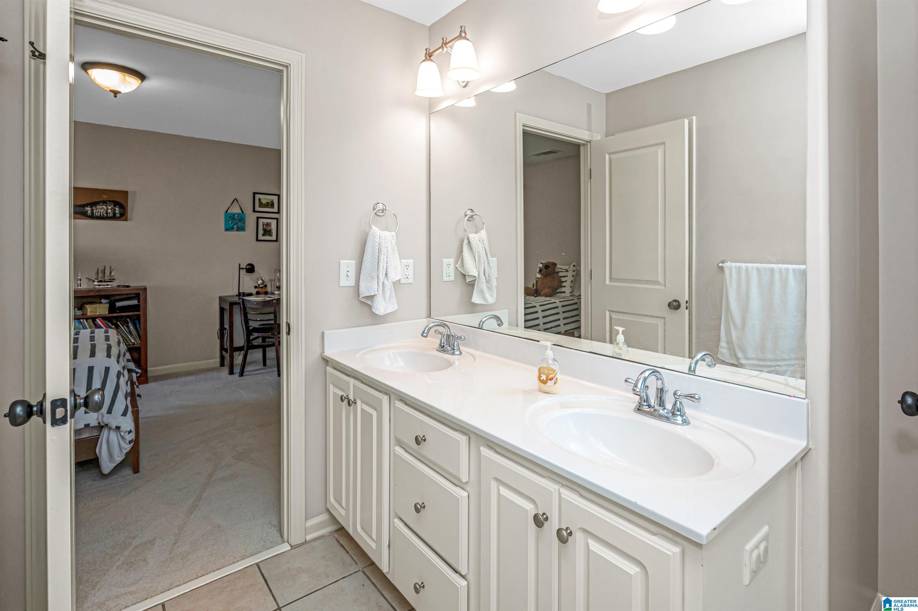 2375 Freestone Ridge Cove Birmingham, AL 35226 - Photo 39 of 51