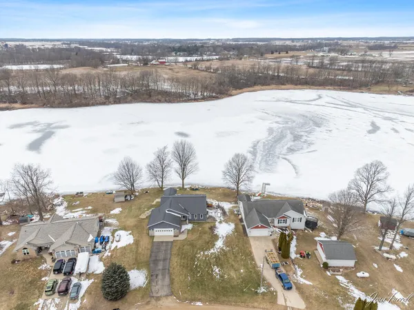 $599,900 | 1830 South Pratt Lake, Martin, MI 49070