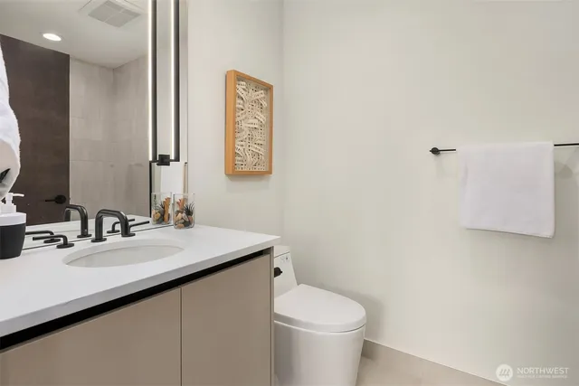 $2,049,000 | 419 99th Avenue Northeast, Bellevue, WA 98004