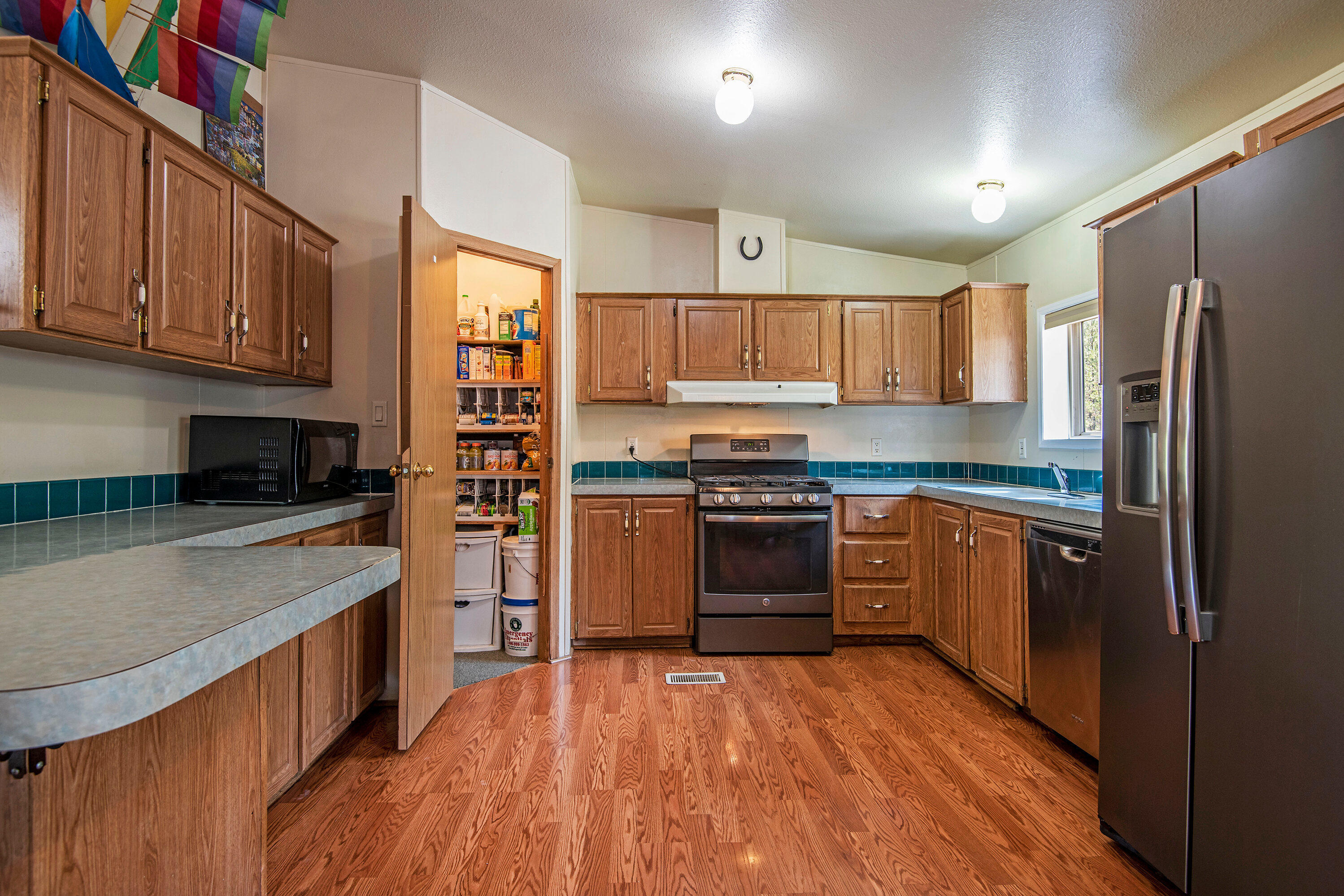 52195 Dustan Road La Pine, OR 97739 - Photo 4 of 29 52195 Dustan Rd La Pine OR-print-020-011