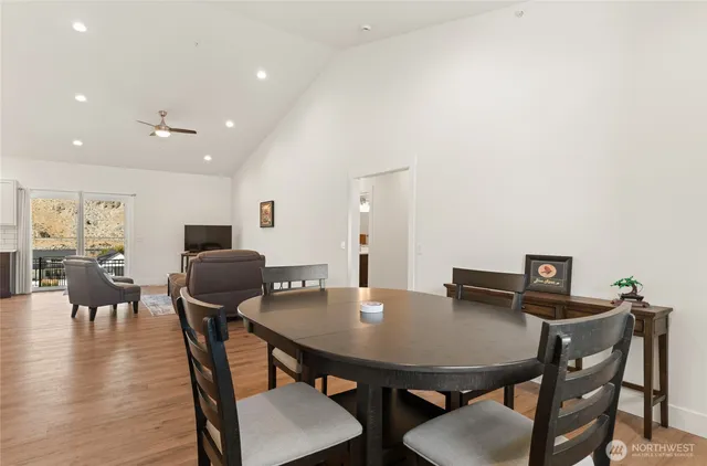 $975,000 | 15 East Shore Court, Orondo, WA 98843