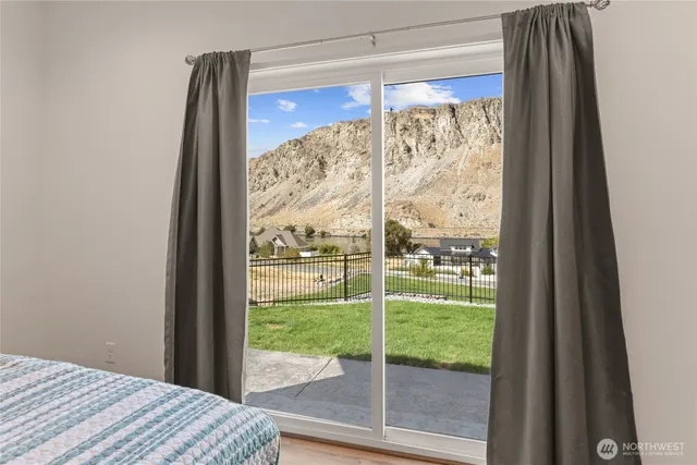 $975,000 | 15 East Shore Court, Orondo, WA 98843