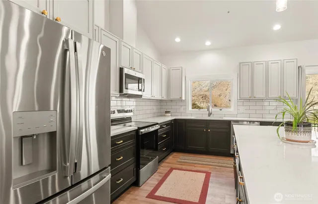 $975,000 | 15 East Shore Court, Orondo, WA 98843