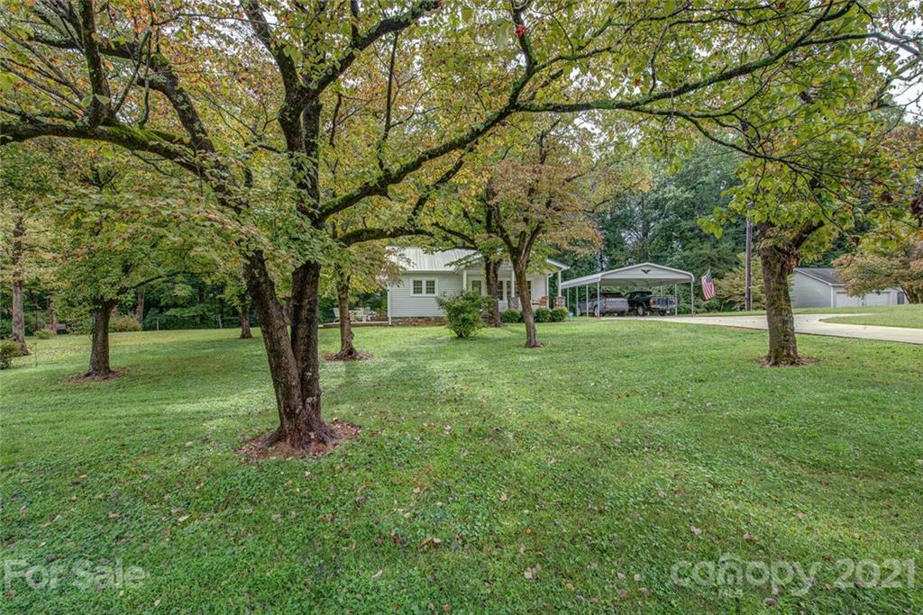 1405 Lane Road Mount Holly, NC 28120 - Photo 4 of 26 Gallery Image 4