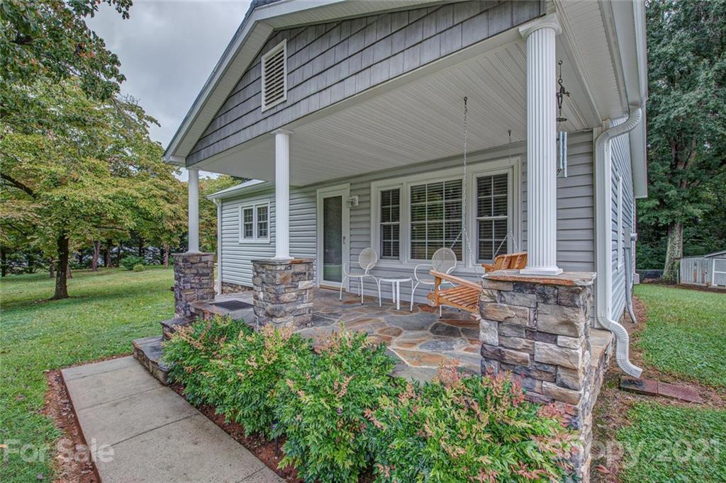 1405 Lane Road Mount Holly, NC 28120 - Photo 6 of 26 Gallery Image 6