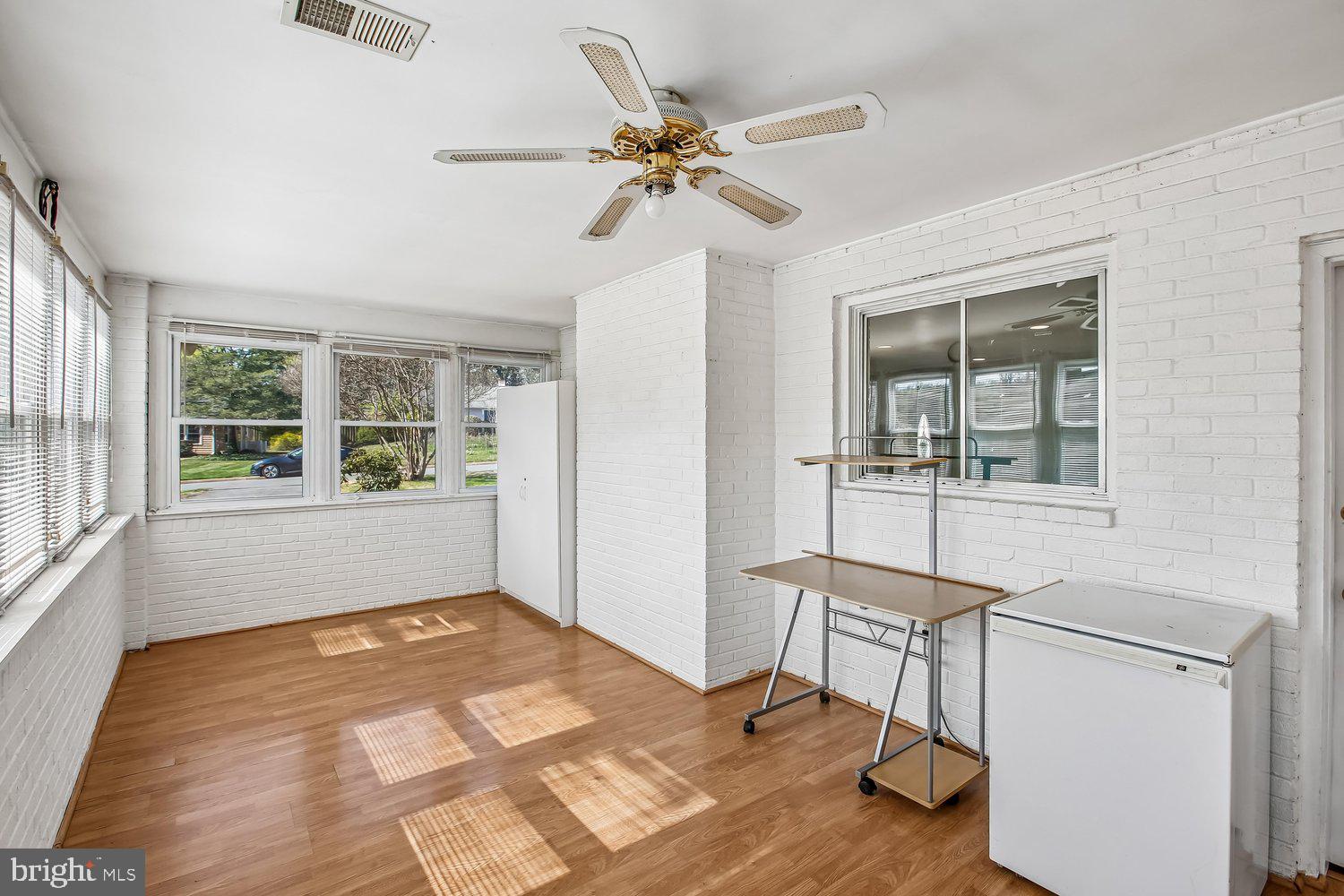 3610 Parklane Road Fairfax, VA 22030 - Photo 31 of 55 Sun Room