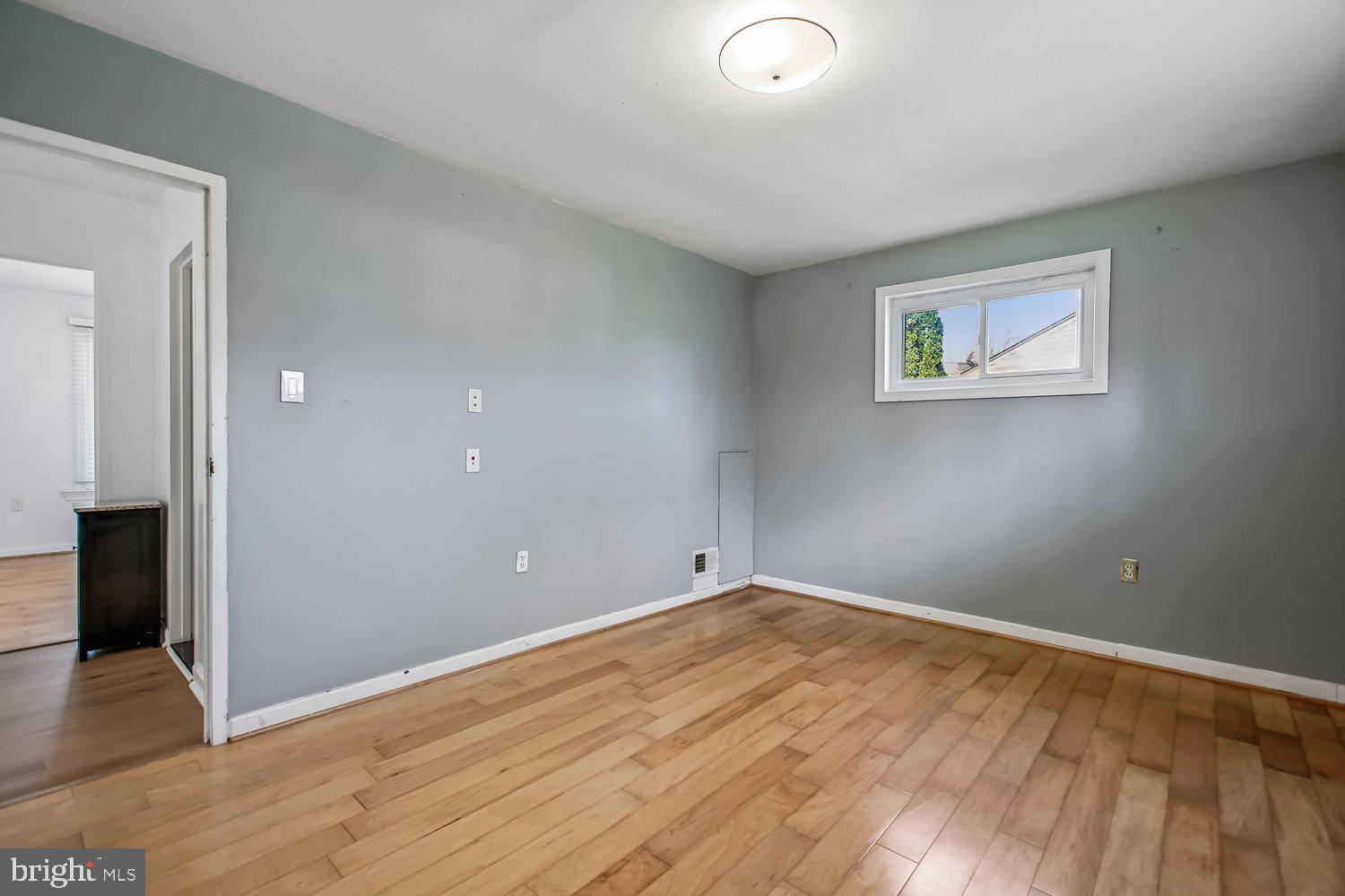 3610 Parklane Road Fairfax, VA 22030 - Photo 54 of 55 a view of empty room with wooden floor